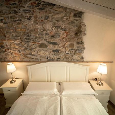 Garni Gianmartin Hotel Лимоне сул Гарда Екстериор снимка