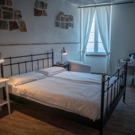Garni Gianmartin Hotel Лимоне сул Гарда Екстериор снимка