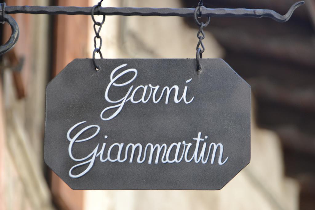 Garni Gianmartin Hotel Лимоне сул Гарда Екстериор снимка